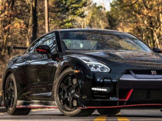 Возможно, это обновленный 2017 Nissan GT-R